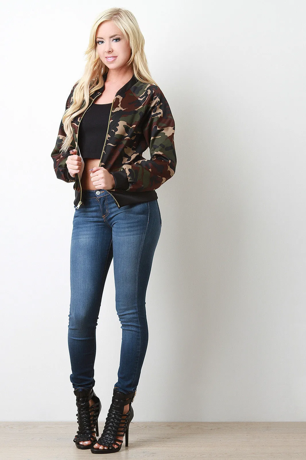 Camouflage Print Zipped Up Bomber Jacket